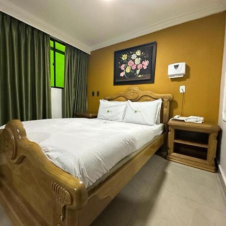 Hotel Bosque Chapinero Bogota Bagian luar foto