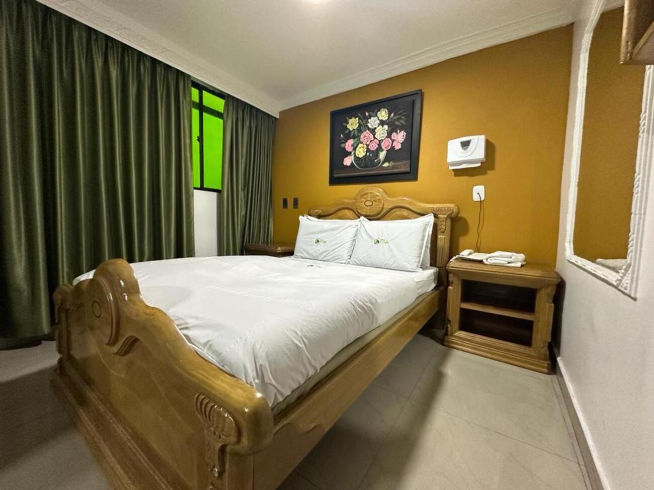 Hotel Bosque Chapinero Bogota Bagian luar foto