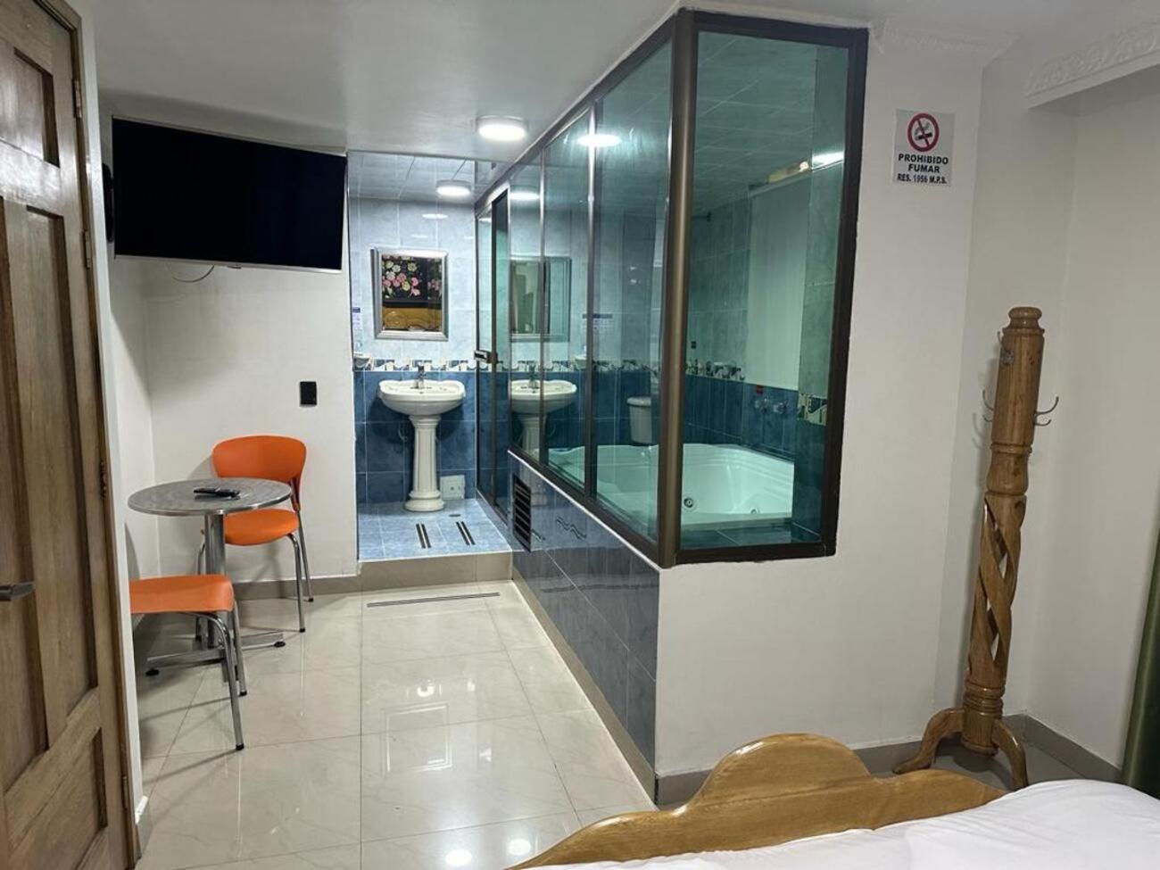 Hotel Bosque Chapinero Bogota Bagian luar foto